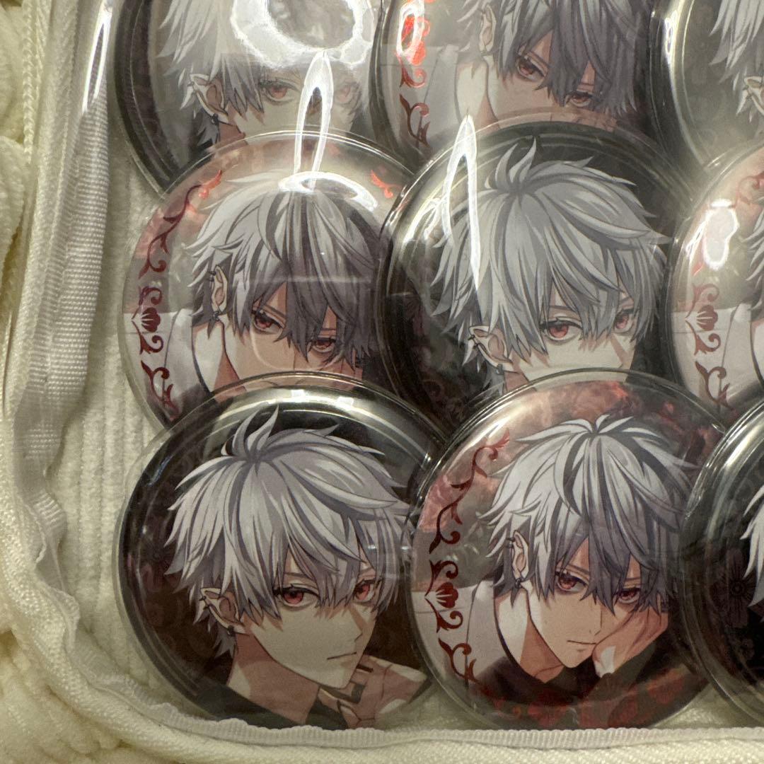 葛葉 缶バッジ ChroNoiR 6周年 痛バッグ - メルカリ