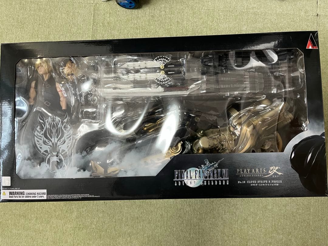 PLAY ARTS改 クラウド・ストライフ＆フェンリル