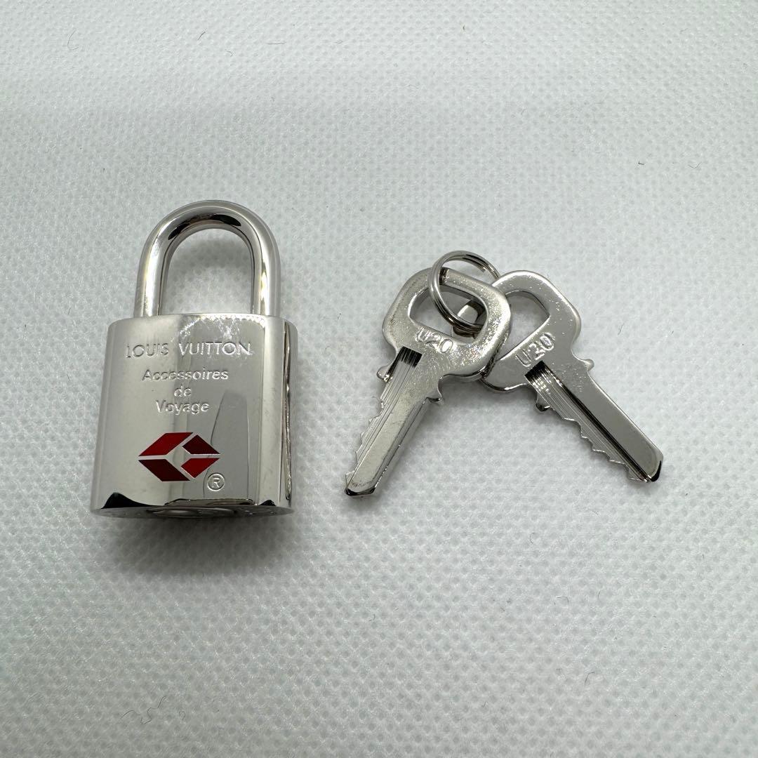 ルイヴィトン 南京錠 キー2本付き パドロック TSAマークロック 鍵 シルバー