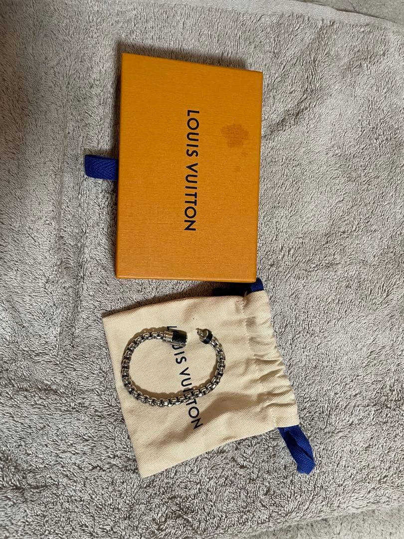 ナ*ツ様 LOUIS VUITTON ブレスレット 専用袋付き