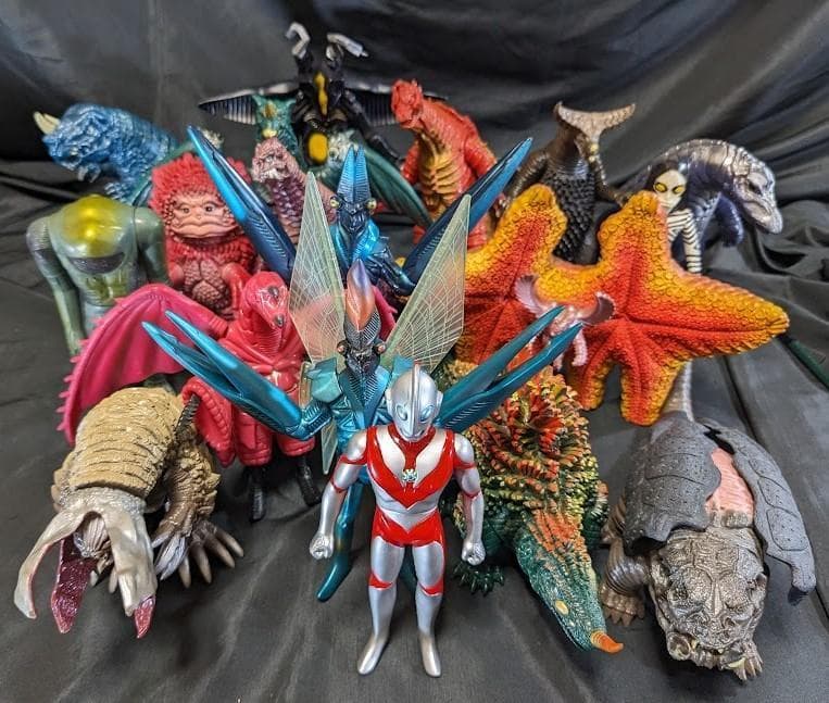 ウルトラマンパワード＆登場怪獣・宇宙人（バンダイ）ソフビフィギュア