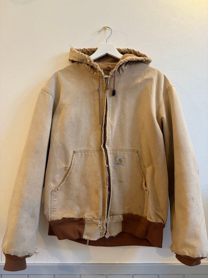 Carhartt アクティブジャケット　SALE本日までです❗️