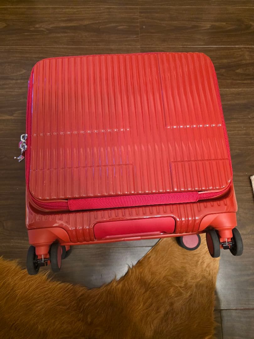 と*ん様 innovator イノベーター スーツケース 33L レッド