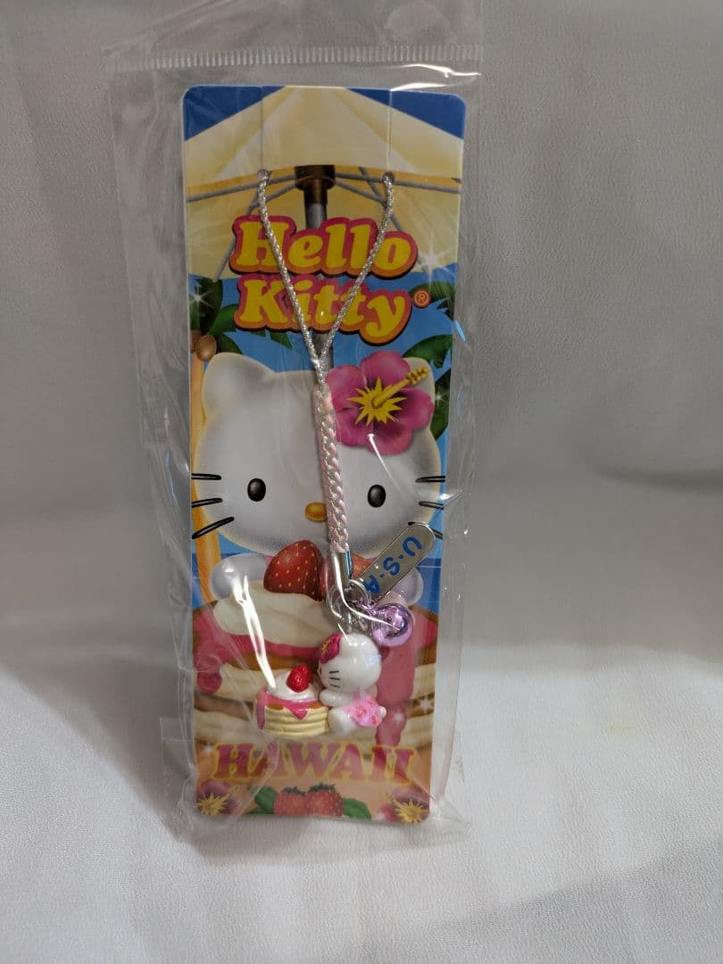 r*a様 ハワイ　ハローキティ ストロベリーパンケーキ 根付　2011　未開封