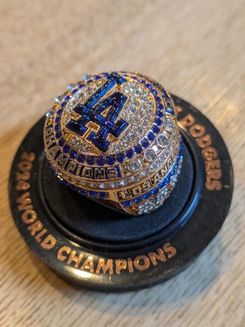 大谷翔平 2024 8/6 来場者限定 非売品 優勝記念 チャンピオン リング 2024年 ワールドチャンピオンリング 大谷翔平 記念品 MLB 優勝 リング