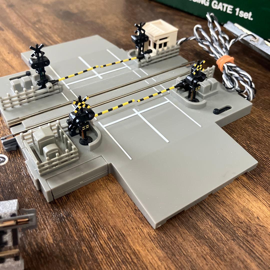 KATO Nゲージ 自動踏切基本セット 20-650 - メルカリ