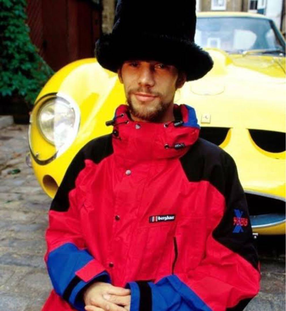 90s berghaus マウンテンパーカー リアムギャラガー - メルカリ