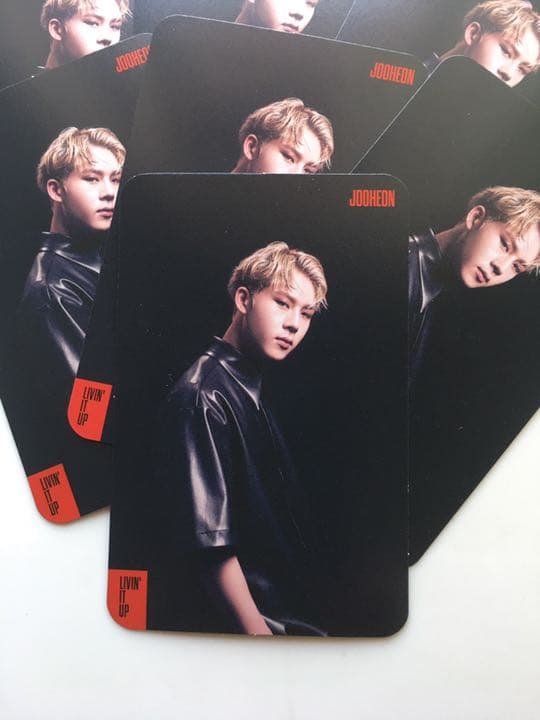 MONSTA X LIVIN' IT UP トレカ ジュホン - メルカリ