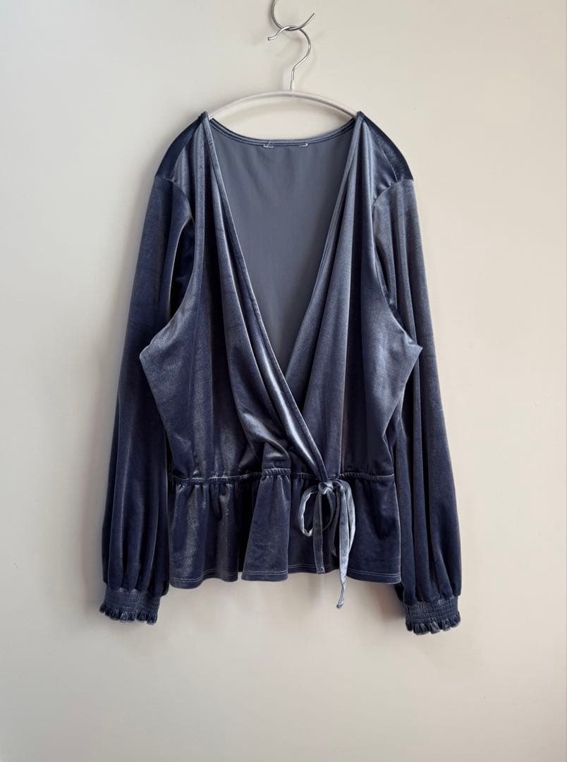 00s カシュクール バルーンスリーブベロアトップス スカイブルー hooked