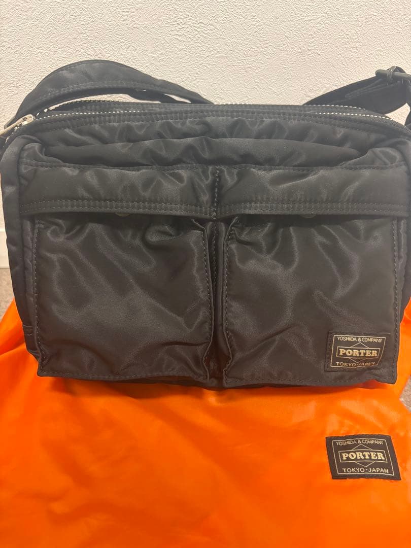 最新モデル‼️ポーター タンカー SLING BAG W zip