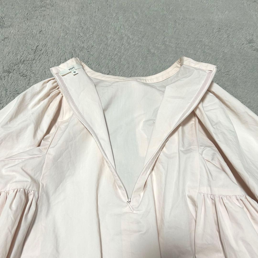 美品！yori サイドギャザーブラウス リボンタイ ボウタイ パフスリーブ