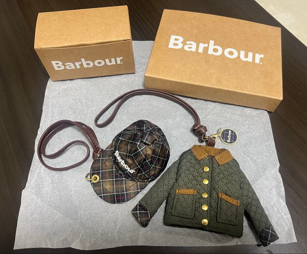 Barbourバブアー 限定バッグチャーム 新作ノベルティ 2点セット - メルカリ