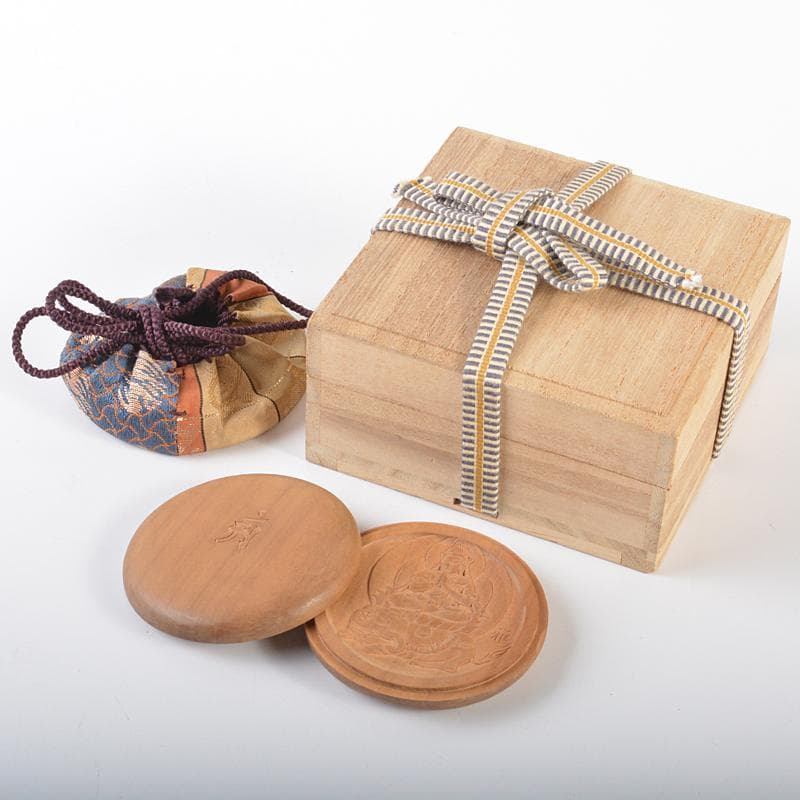 仏教美術　 香木　白檀製　雅銘　普賢菩薩像刻　香合　桐箱付　M　R6353 ck-12-main.jpg