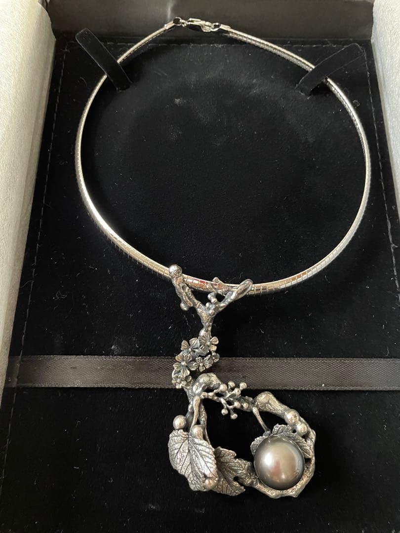 創作工房　KENZO チョーカー silver 黒真珠 花モチーフ13mm