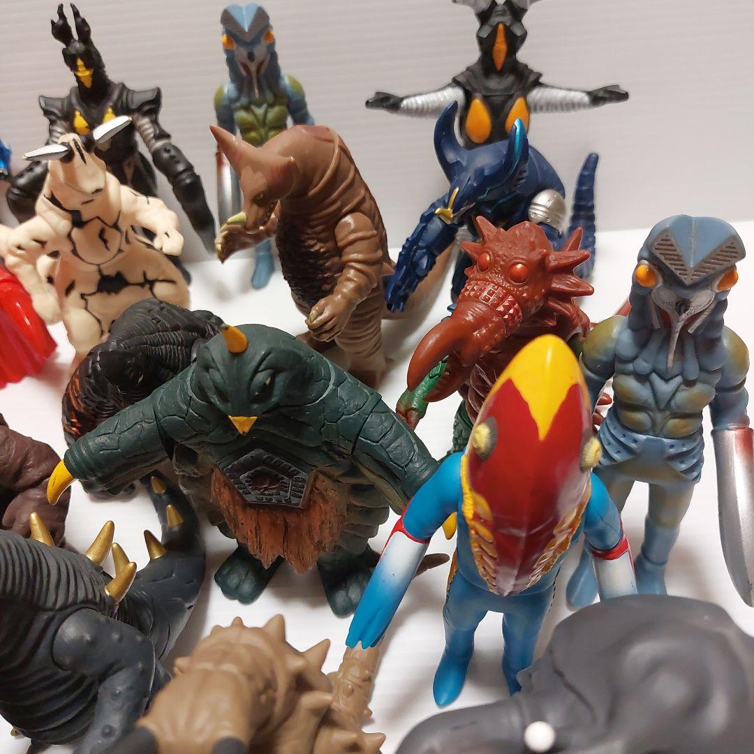 ウルトラマン、ウルトラ怪獣500シリーズ まとめ売り37体！生産終了品