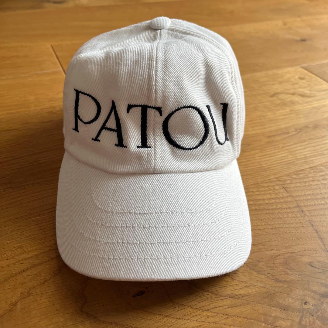 パトゥ　キャップ　ホワイトMサイズ