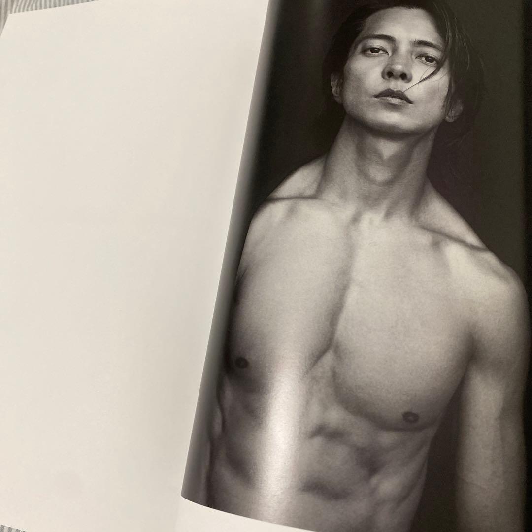 山下智久 写真集 CIRCLE ❣️新品並みの超美品‼️2021年。 - メルカリ