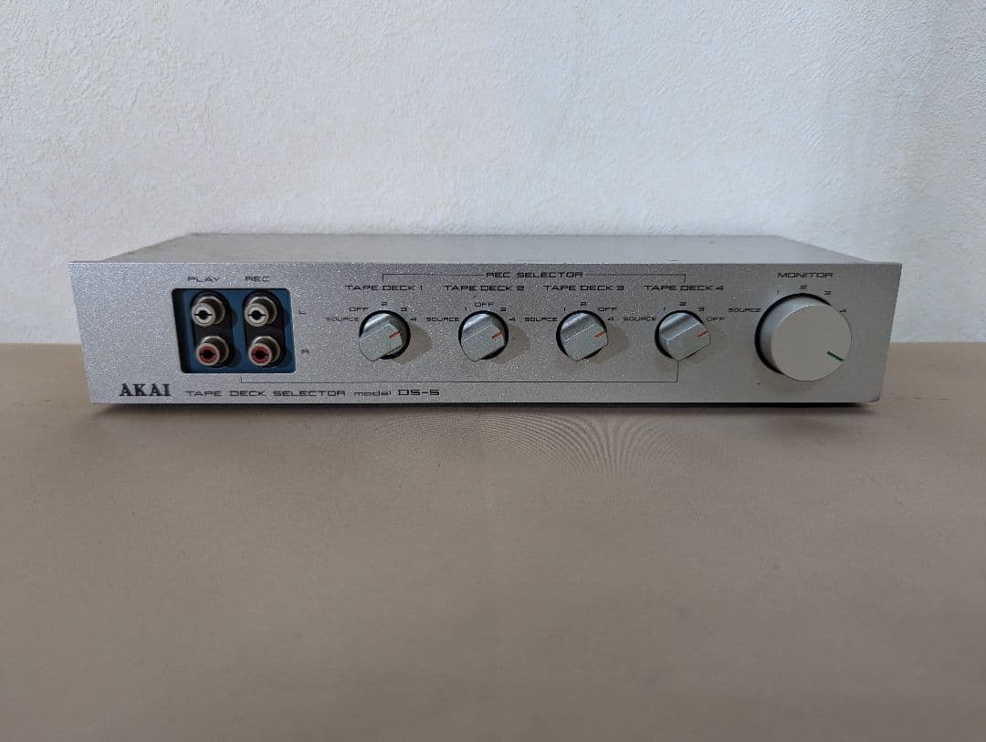 【現状品】AKAI アカイ DS-5 テープデッキセレクター Akai DS-5 Tape Selector, as new for sale.