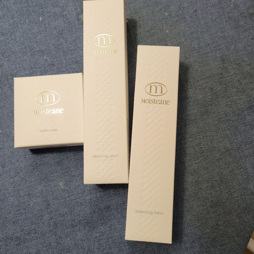 モイスティーヌクレンジングセラムヒドラソープバランシングローション