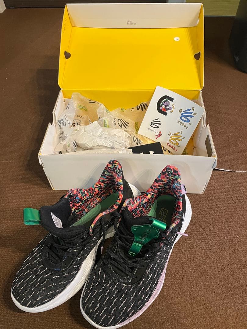 シューズ(男性用) UnderArmour Curry Flow 9 \