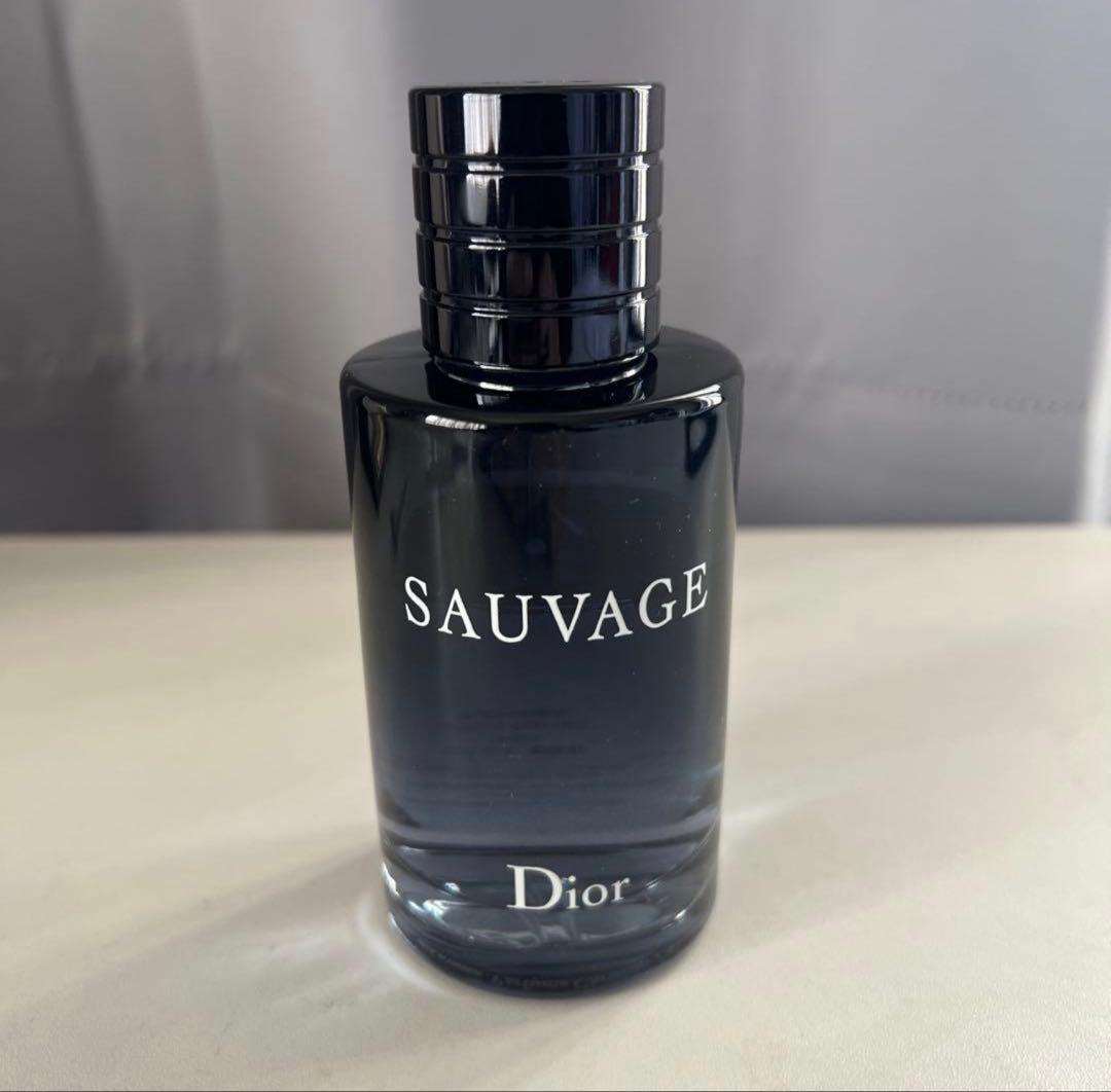 Dior Sauvage 香水 100mL ソバージュ オードゥ トワレ