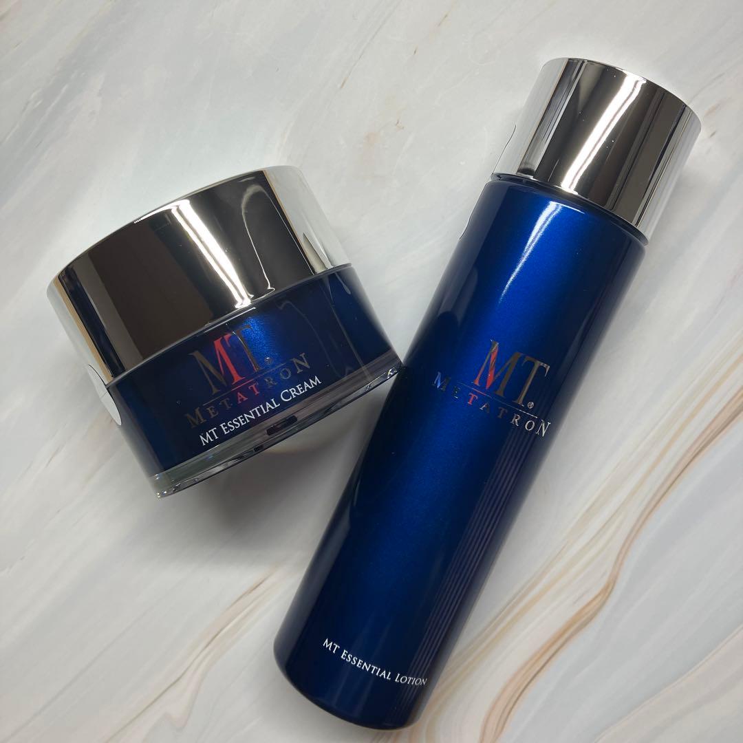 あくびちゃん様専用】⭐️アイムピンチ Xエッセンス60ml美容液⭐️