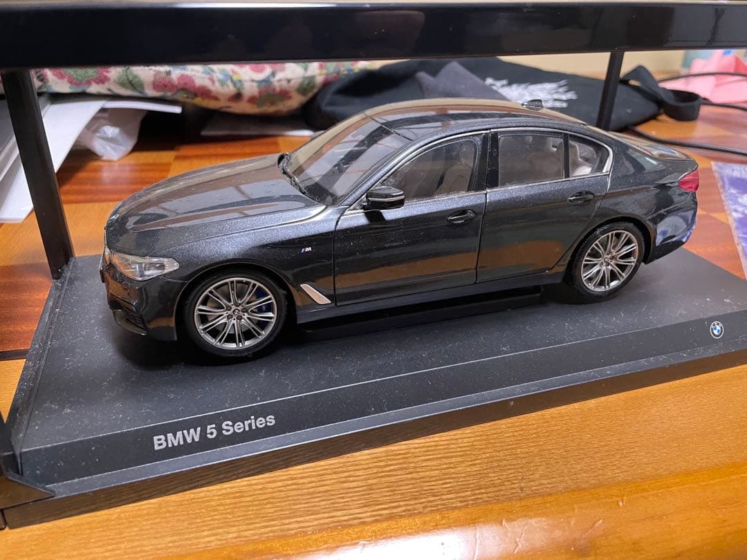 1/18ミニカー　 5 Series ミ 楽天市場】ミニカー 1/18 BMW 5シリーズ i5 ミニチャンプス MINICHAMPS