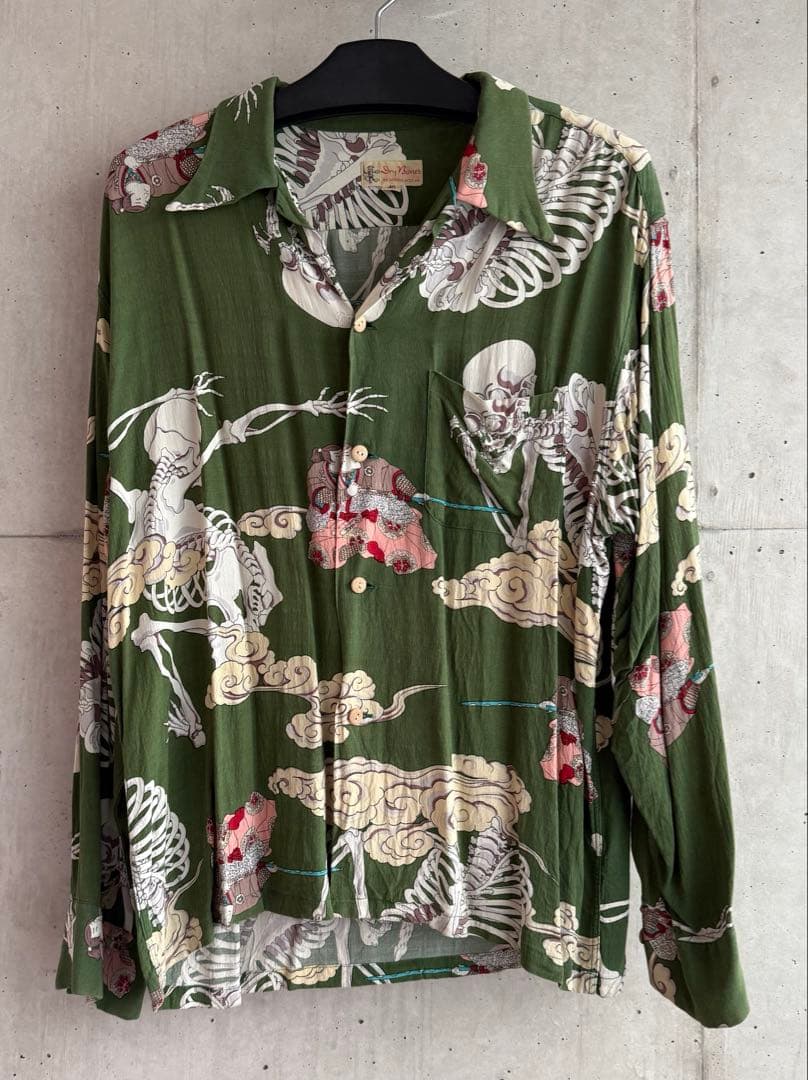 ドライボーンズ 長袖レーヨンアロハシャツ ガシャドクロ