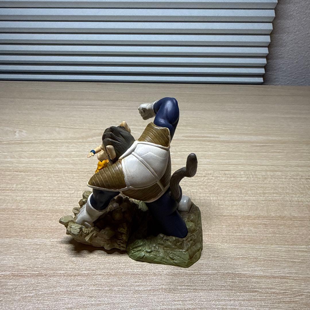 ドラゴンボール 大猿ベジータvs悟空 フィギュア3体まとめ売り - メルカリ