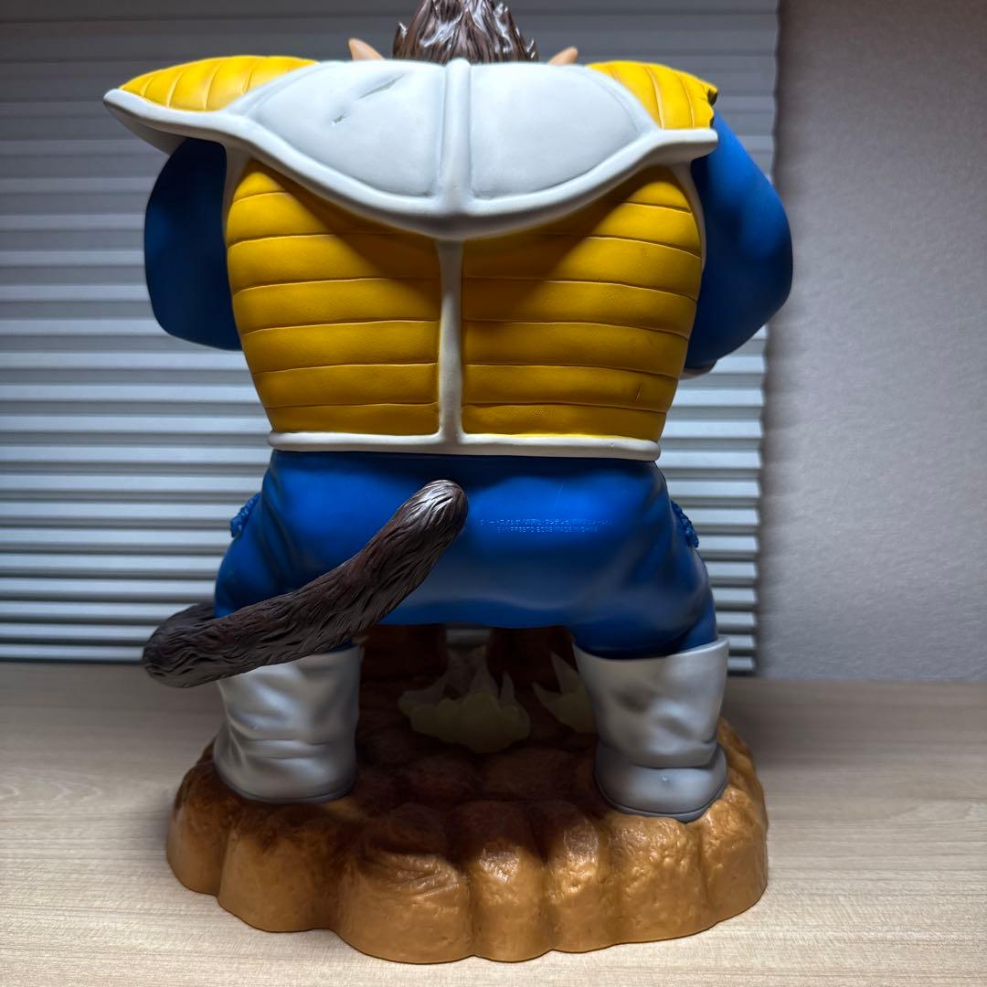 ドラゴンボール 大猿ベジータvs悟空 フィギュア3体まとめ売り - メルカリ