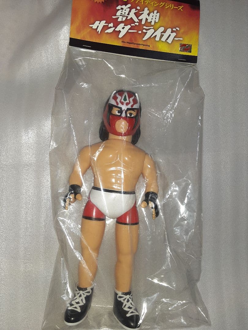 獣神サンダーライガー　ソフビ　メディコム　フィギュア　格闘技バージョン　プロレス