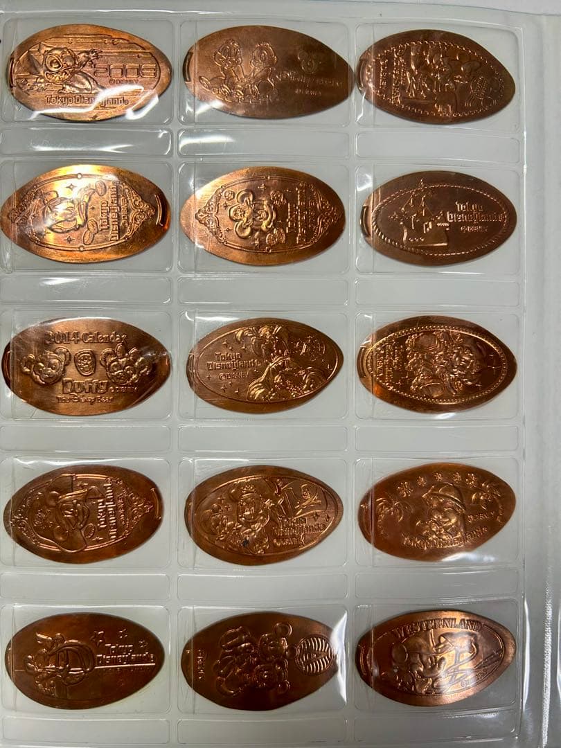 ディズニーシー10周年 スーベニアメダル 45枚セット ケース付き - メルカリ