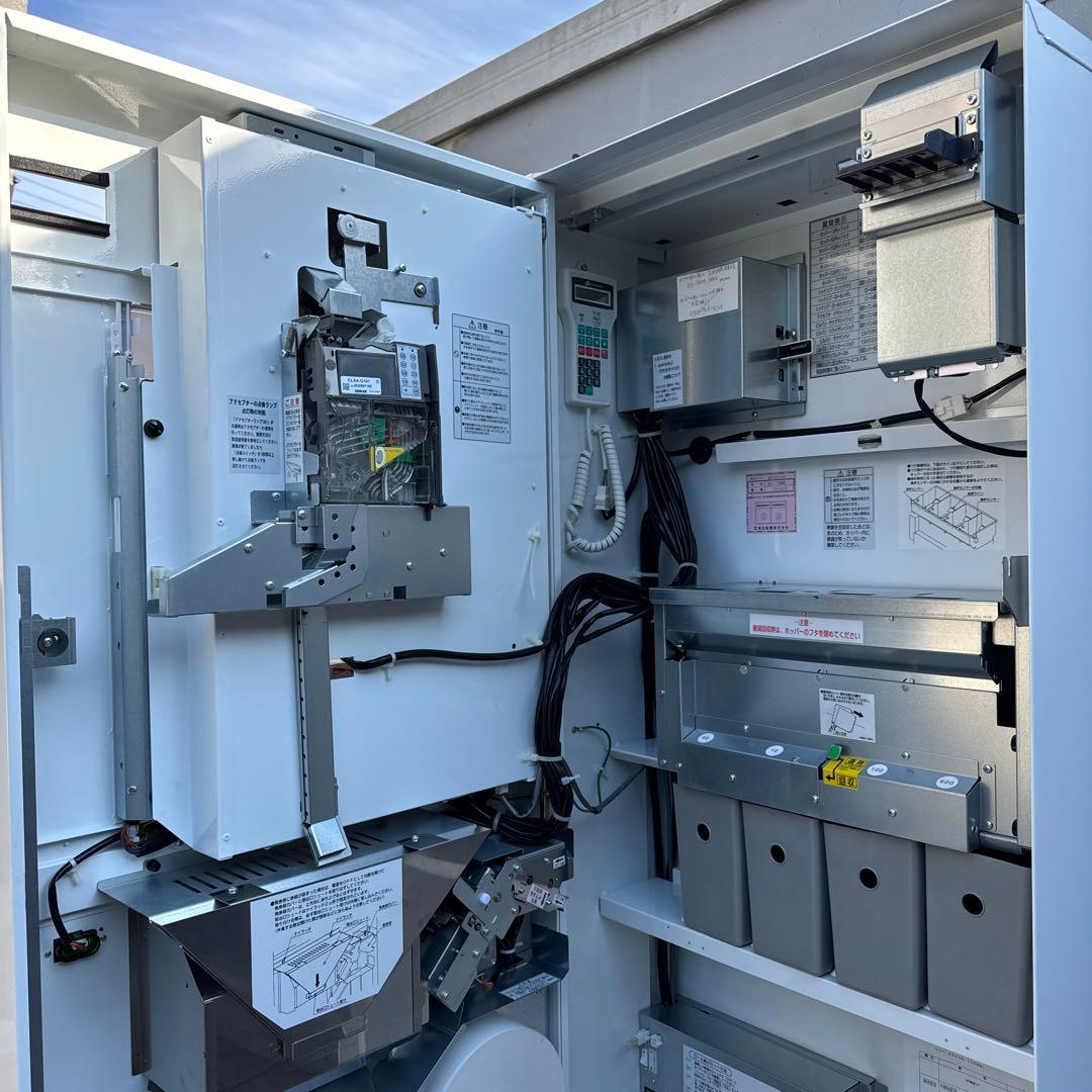 美品 2021年製 芝浦自販機 券売機 KB-172NNS 新紙幣新硬貨対応 - メルカリ