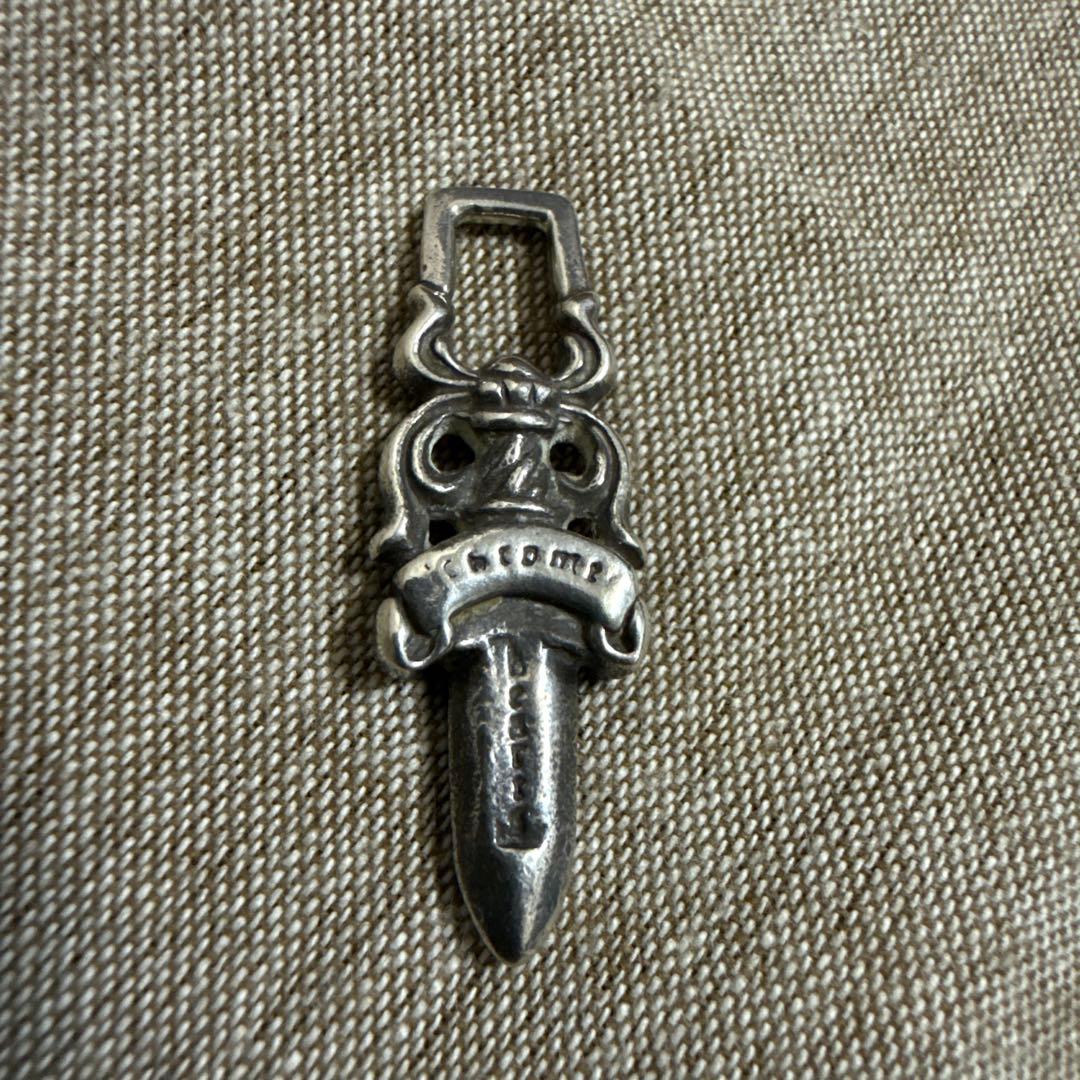 【クロムハーツ #5ダガーチャーム ペンダントトップ シルバー BCA195】