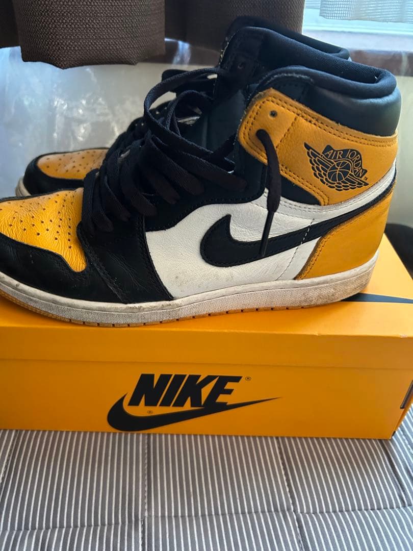靴 NIKE Air Jordan 1 taxi 27cm