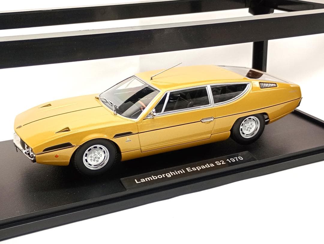 KK-Scale 1/18 ランボルギーニ エスパーダ 1970 (ゴールド)