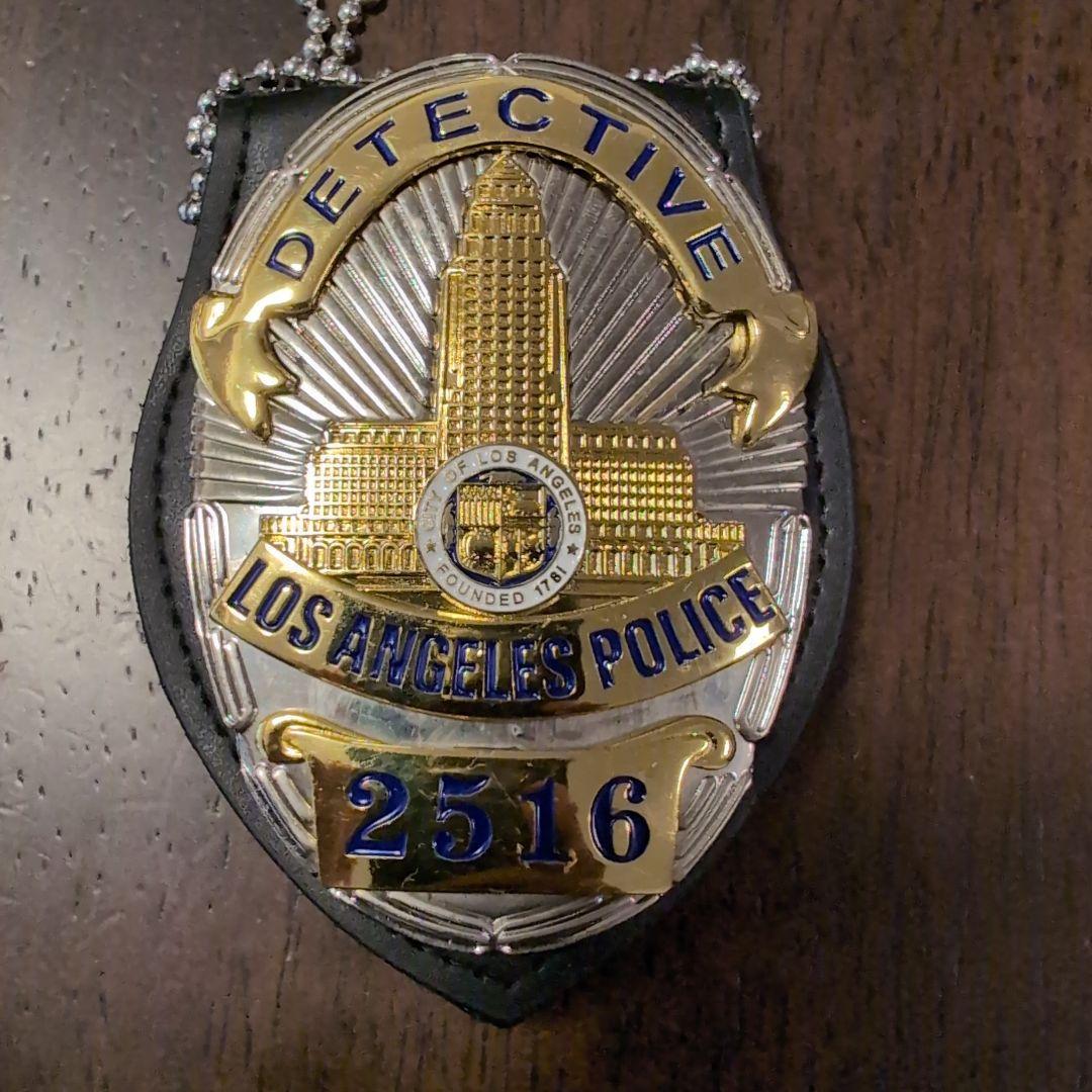 ロサンゼルス警察 バッジ 2516ポリスバッジ