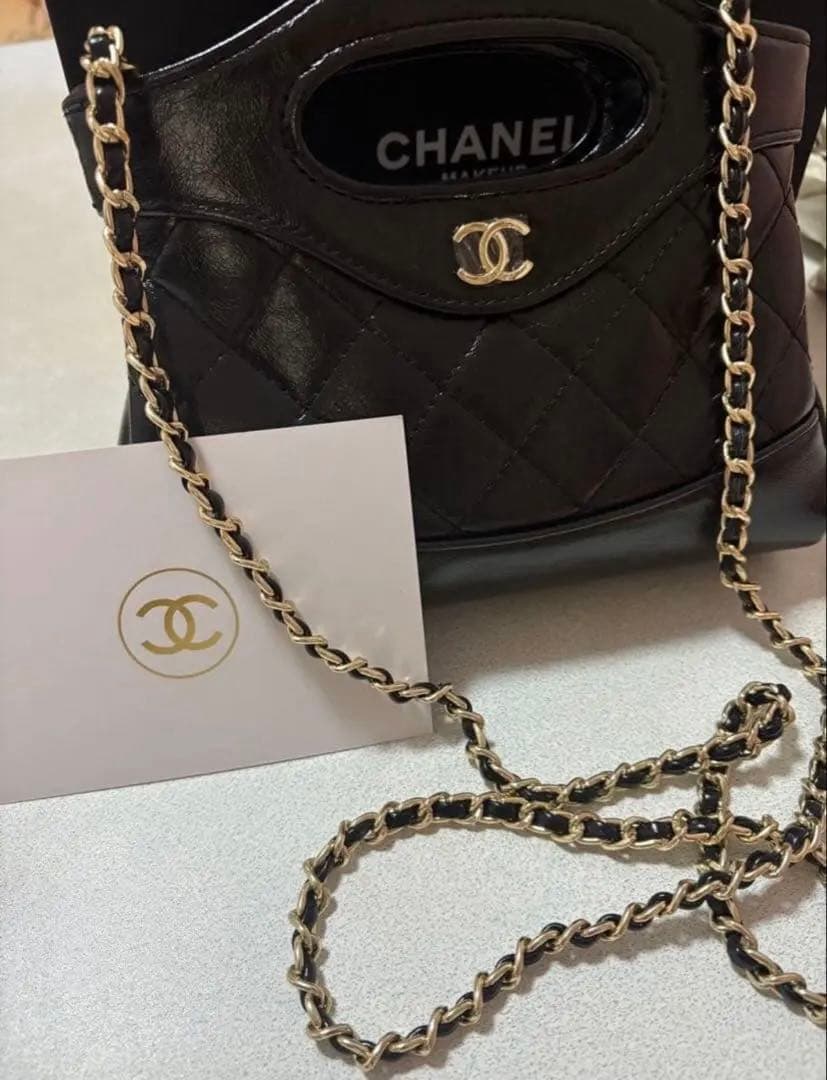 CHANEL ノベルティ　ショルダーバッグ　チェーンバッグ CHANEL ノベルティ ミニチェーン ショルダーバッグ(非売品) - メルカリ