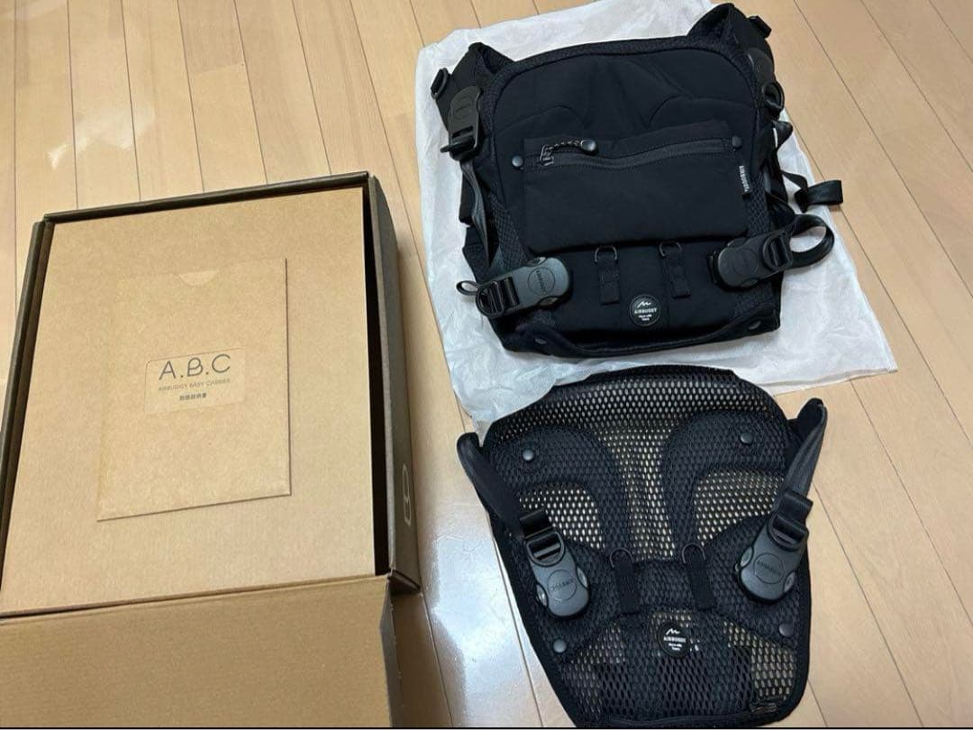 yu_uy様 エアバギー 抱っこ紐 ブラック 箱付き