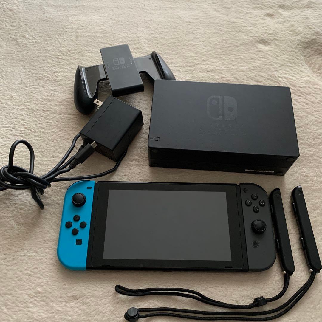 【早い者勝ち】Nintendo Switch 本体 青/黒