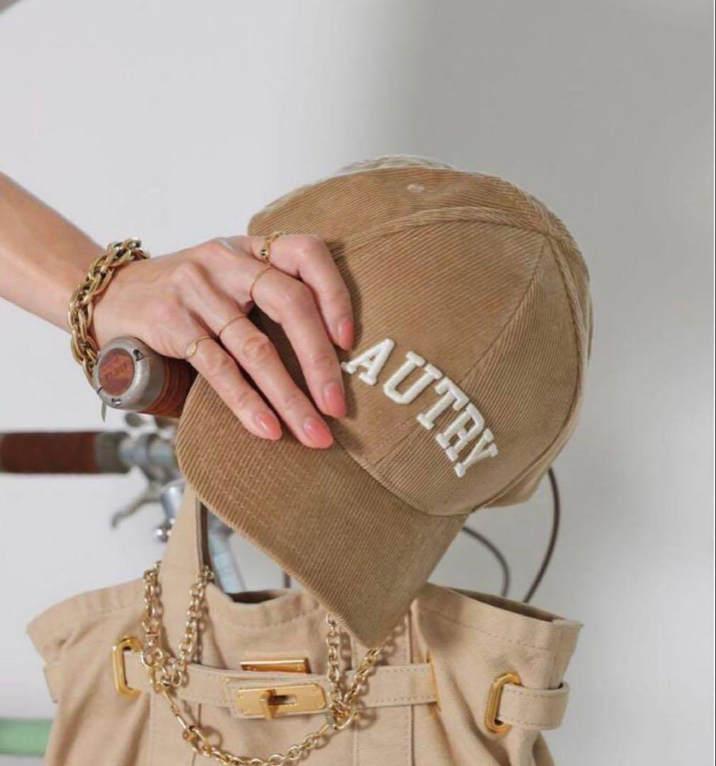 新品未使用タグ付き　AUTRY キャップ　ベージュ