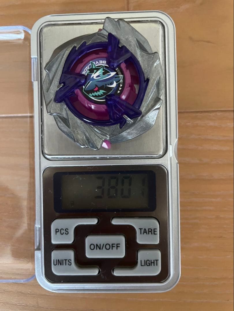 新品　高重量ブレード　単体　38.01g シャークスケイル　ベイブレードX 38