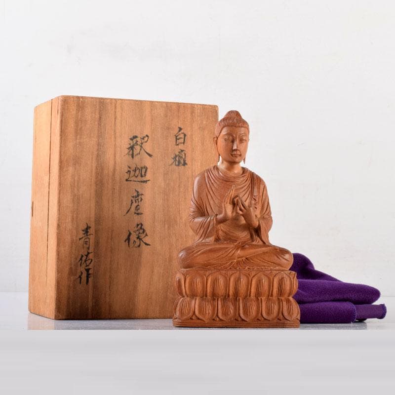 仏教美術　青佑作　白檀彫刻　釈迦座像　仏像　置物　共箱　C　7011 仏教美術 青佑作 白檀彫刻 釈迦座像 仏像 置物 共箱 C 7011 - メルカリ