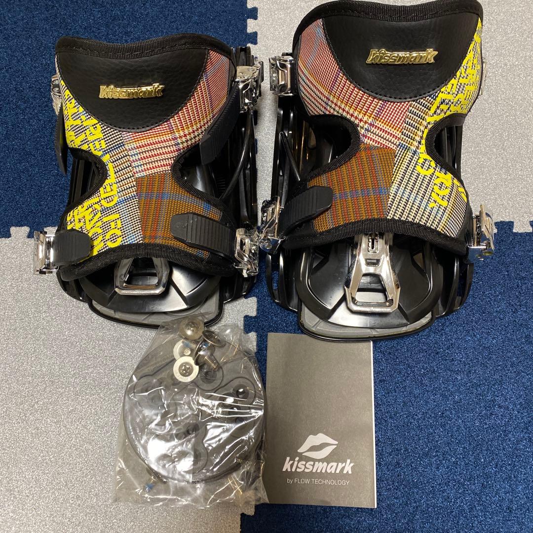 FLOW kissmark スノーボード ビンディング フリーサーフ FREESURF ＆ kissmark CAUSE 板＋ビンディングセット