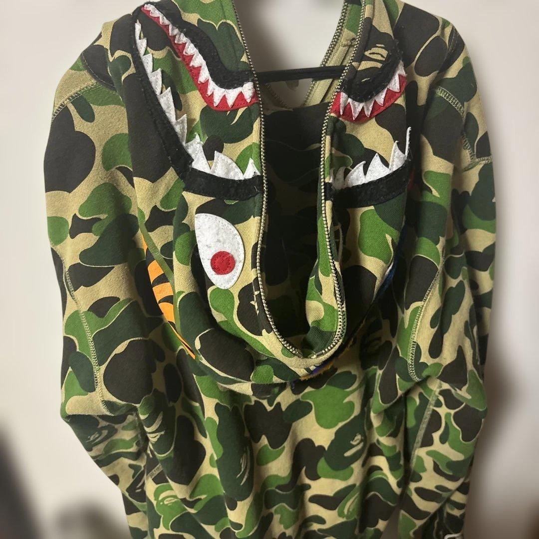 A Bathing Ape シャークパーカー　abccamo 確実正規品