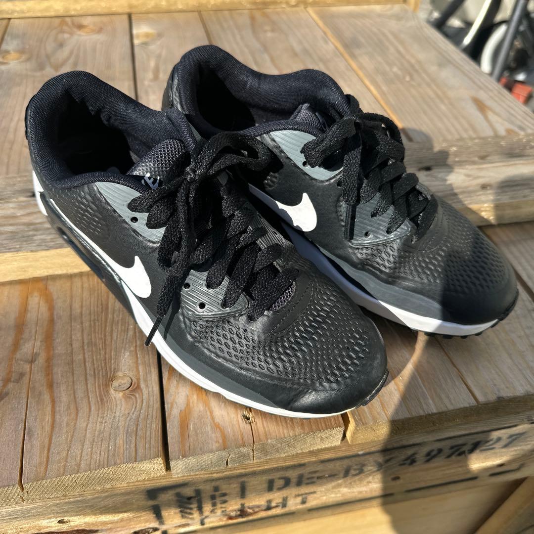 あお！ナイキエアマックスゴルフシューズ