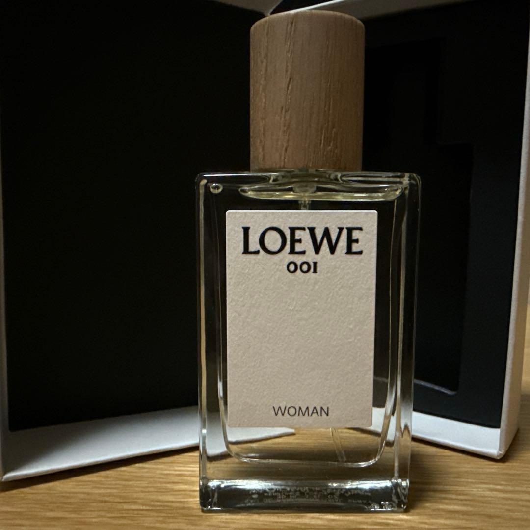 ロエベ 001 ウーマン オードゥパルファン 30ml