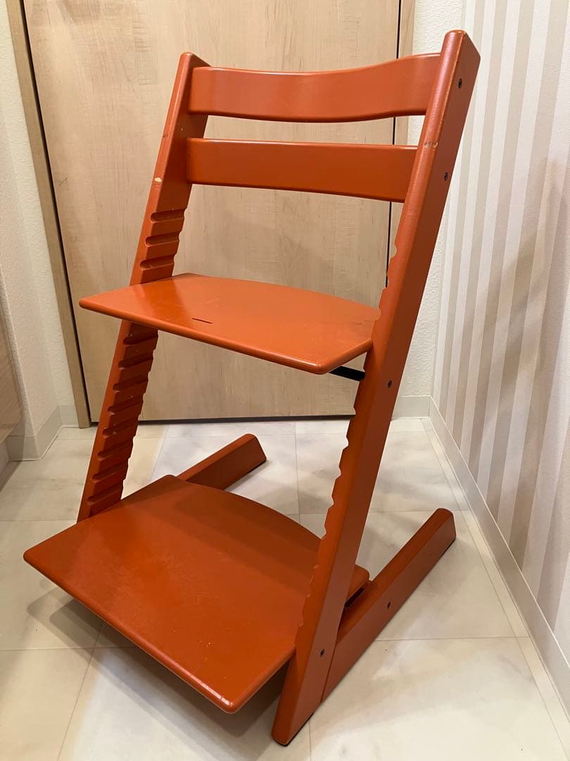 ストッケ　トリップトラップ　オレンジ