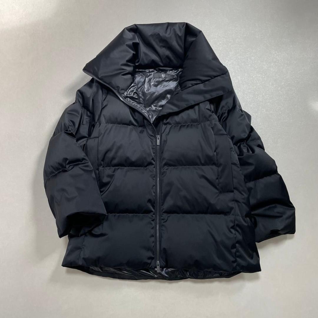 美品 UNIQLO +J ダウンボリュームジャケット ジルサンダー 黒 M UNIQLO Jil Sander +Jダウンボリュームジャケット ☆M，黒 - メルカリ