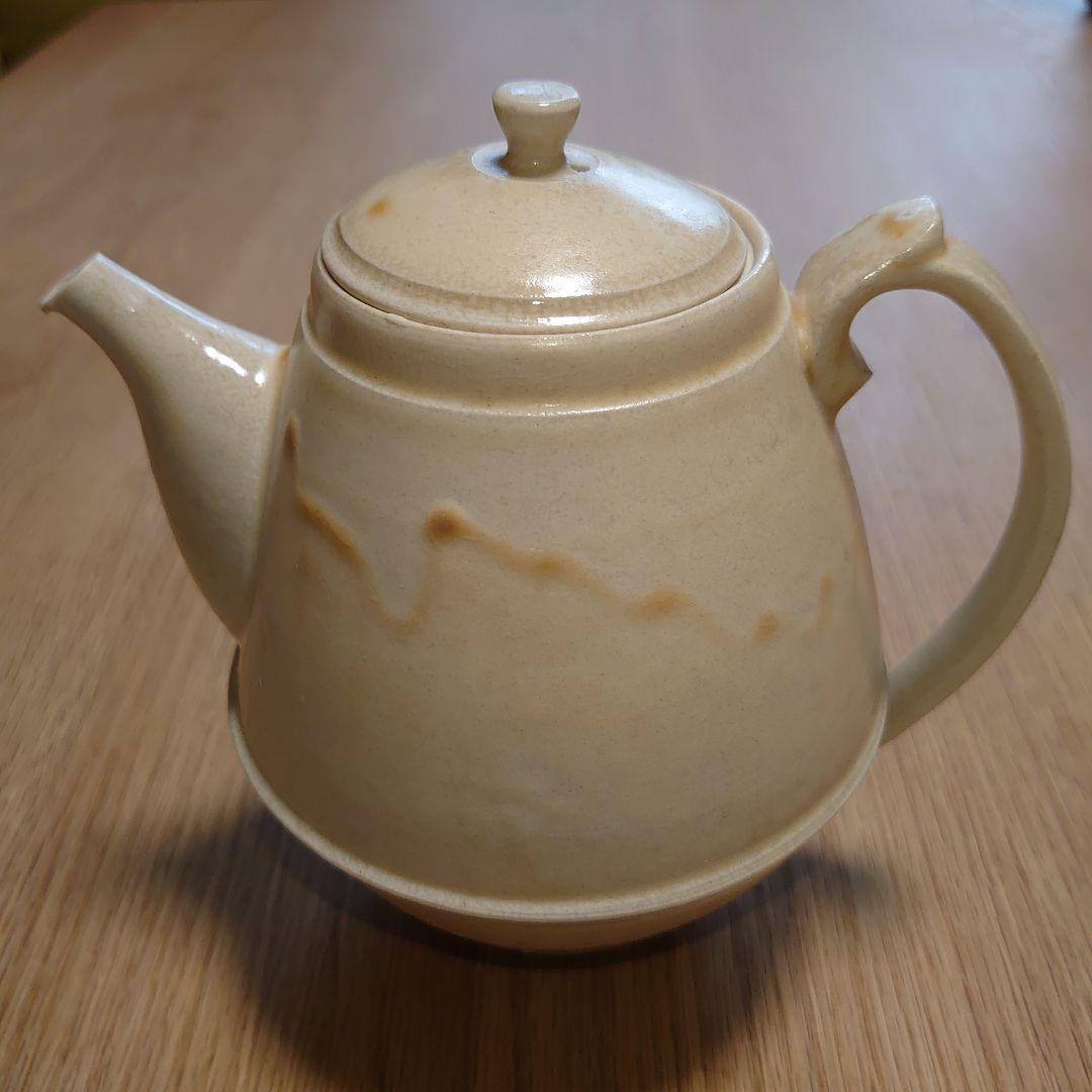 伊藤環さん　ポット